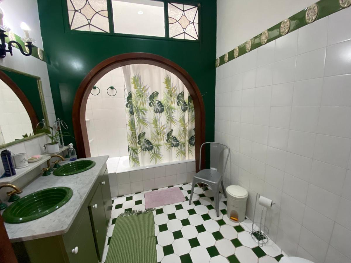 Habitacion En Casa De Familia Alto Palermo Buenos Aires Eksteriør billede